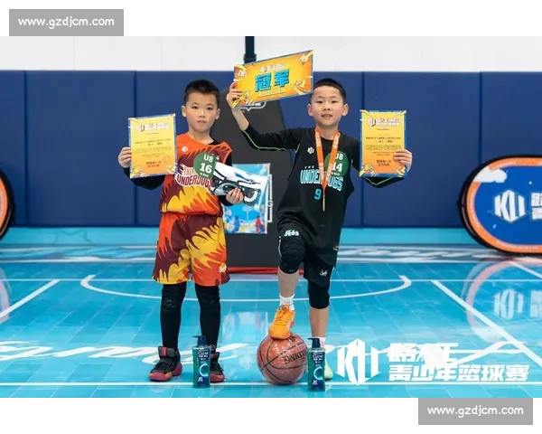上海 40 年老牌青少年足球赛今夏重燃战火!全城招募少年 “足球小将” 上海 40 年老牌青少年足球赛今夏重燃战火!全城招募少年 “足球小将”
